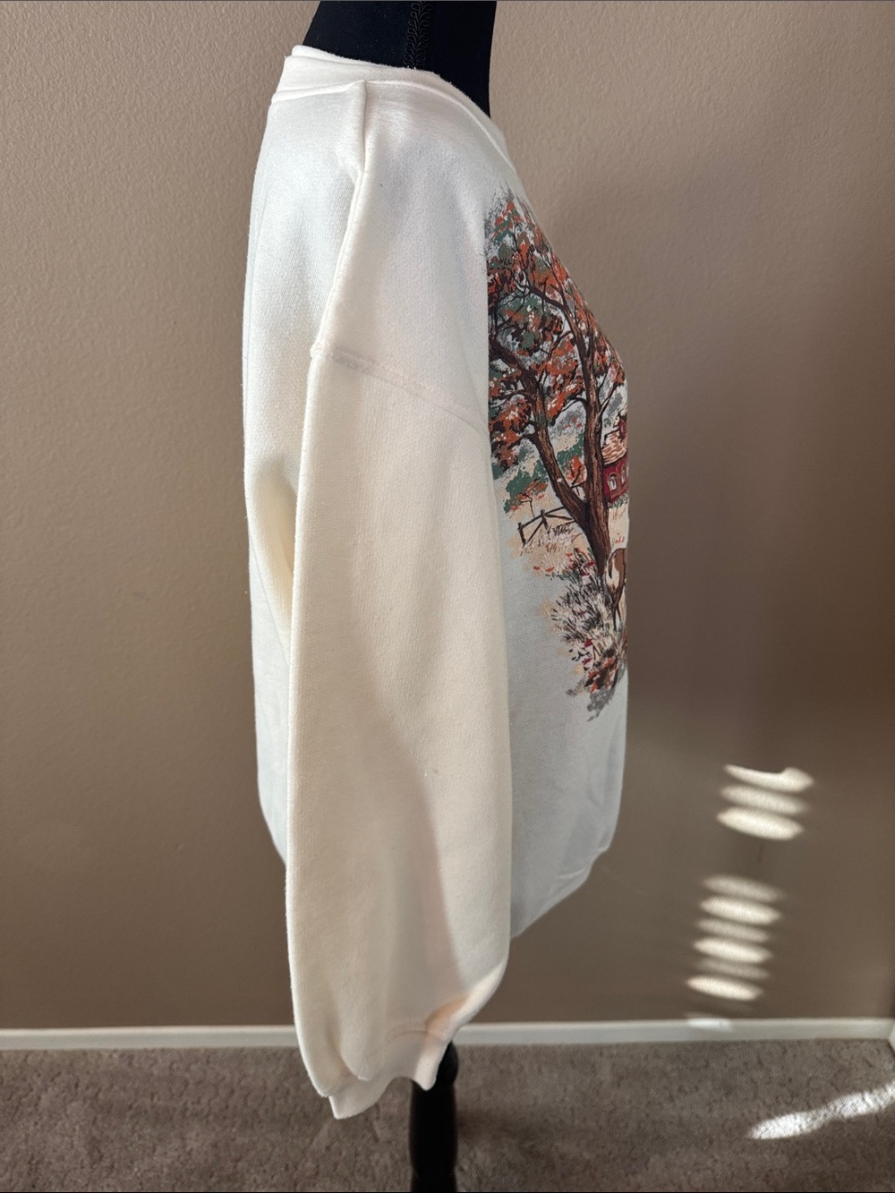 Vintage Cottagecore Painted Fall Country Scene Basic Editions Sweatshirt - Picture 9 of 10
